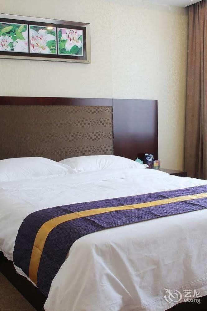 Zhuhai Platinum Holiday Hotel Luaran gambar